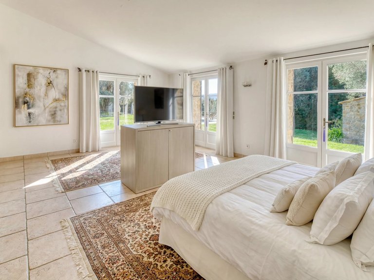 Villa for Sale in Mougins, Mougins, Valbonne, Grasse Area 5