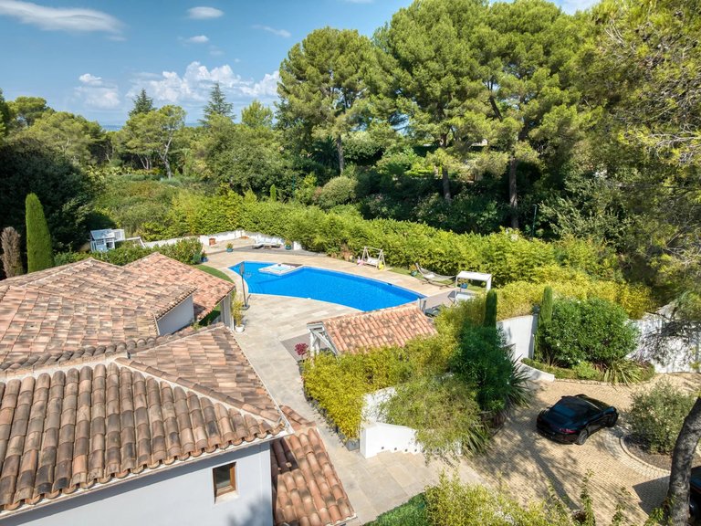 Villa for Sale in Mougins, Mougins, Valbonne, Grasse Area 3
