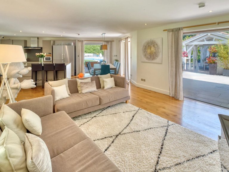 Villa for Sale in Mougins, Mougins, Valbonne, Grasse Area 5