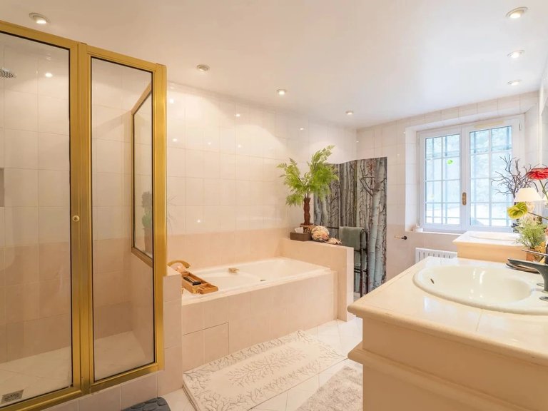 Villa for Sale in Roquefort Les Pins, Mougins, Valbonne, Grasse Area 15