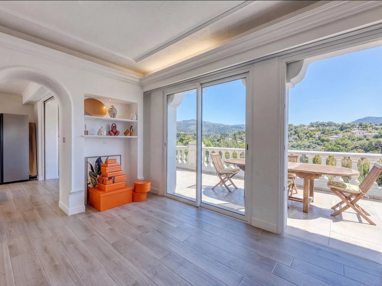 Villa for Sale in Valbonne, Mougins, Valbonne, Grasse Area 1