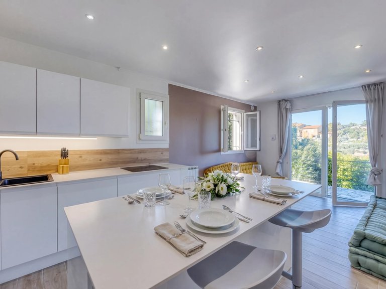 Villa for Sale in Valbonne, Mougins, Valbonne, Grasse Area 2