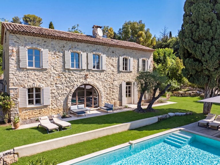Villa for Sale in Mougins, Mougins, Valbonne, Grasse Area 1
