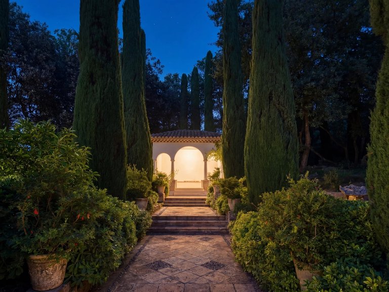 Villa for Sale in St Paul, Vence, St. Paul Area 11