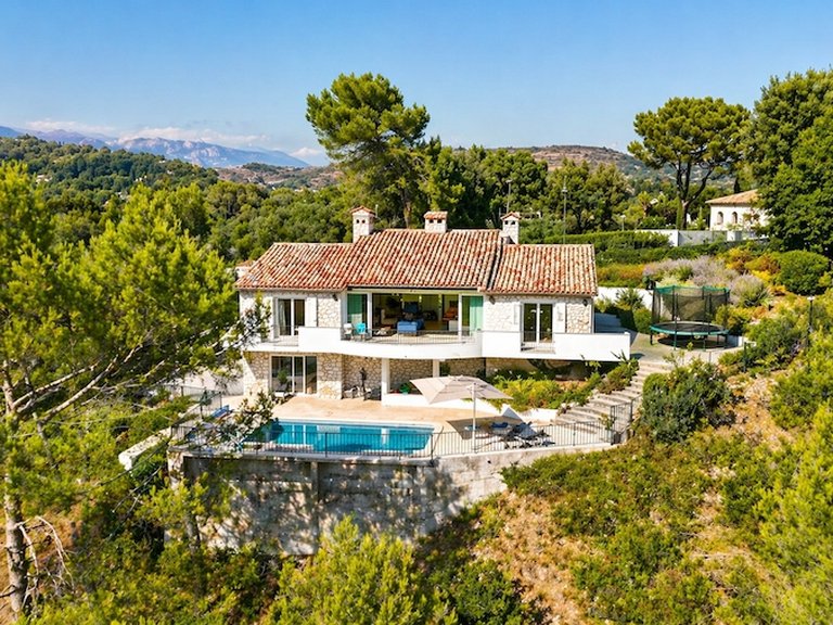 Villa for Sale in Biot, Mougins, Valbonne, Grasse Area 1