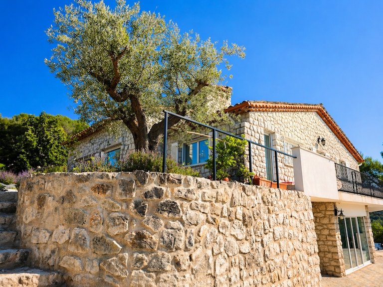 Villa for Sale in Biot, Mougins, Valbonne, Grasse Area 6