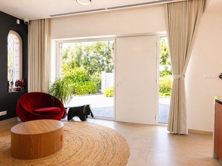 Villa for Sale in Biot, Mougins, Valbonne, Grasse Area 13