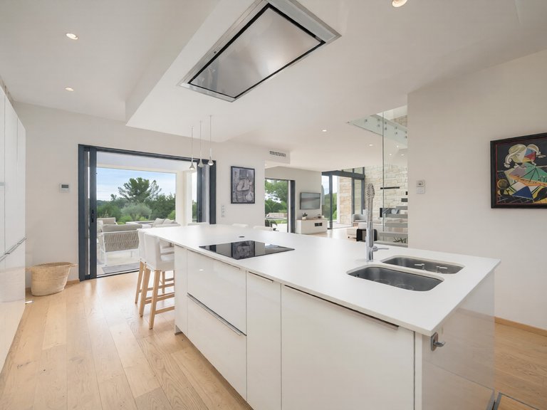 Villa for Sale in Valbonne, Mougins, Valbonne, Grasse Area 8