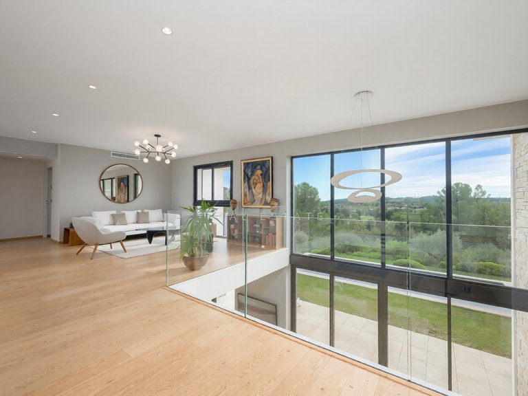 Villa for Sale in Valbonne, Mougins, Valbonne, Grasse Area 5