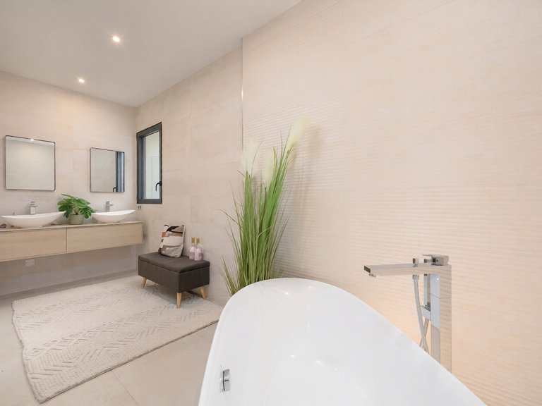Villa for Sale in Valbonne, Mougins, Valbonne, Grasse Area 10