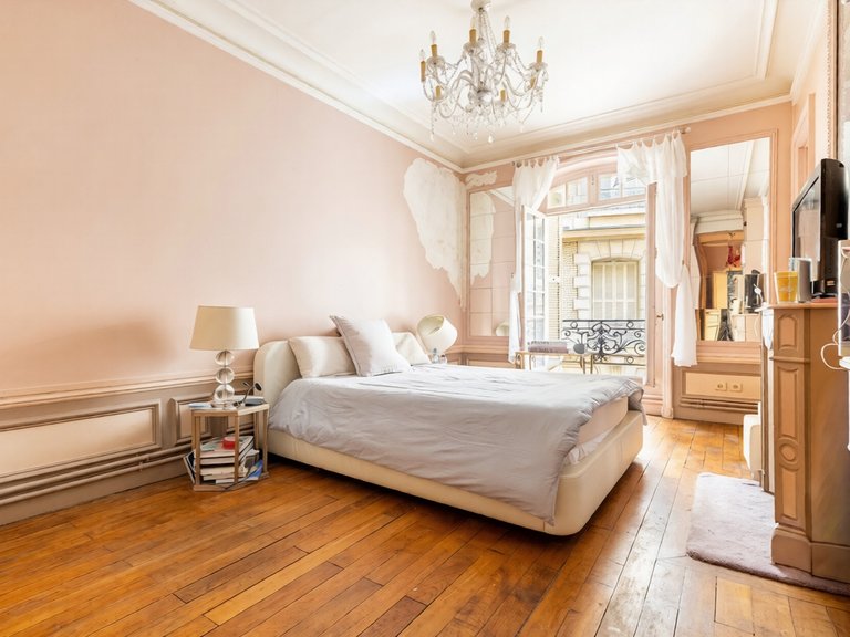 Apartment for Sale in 16th (trocadéro - Etoile - Passy), Golden Triangle - Trocadéro (8th - 16th) 8