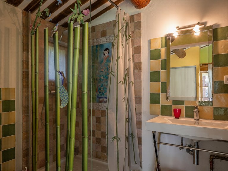 Villa for Sale in Gordes, The Luberon / Vaucluse 14