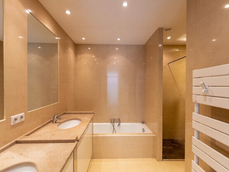 Villa for Sale in Cassis, Provence Coast (cassis To Cavalaire) 19