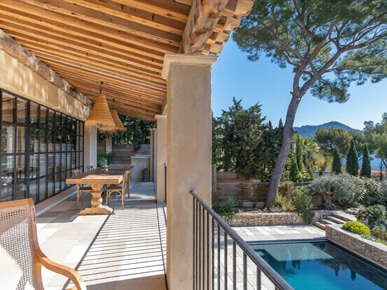 Villa for Sale in Cassis, Provence Coast (cassis To Cavalaire) 1