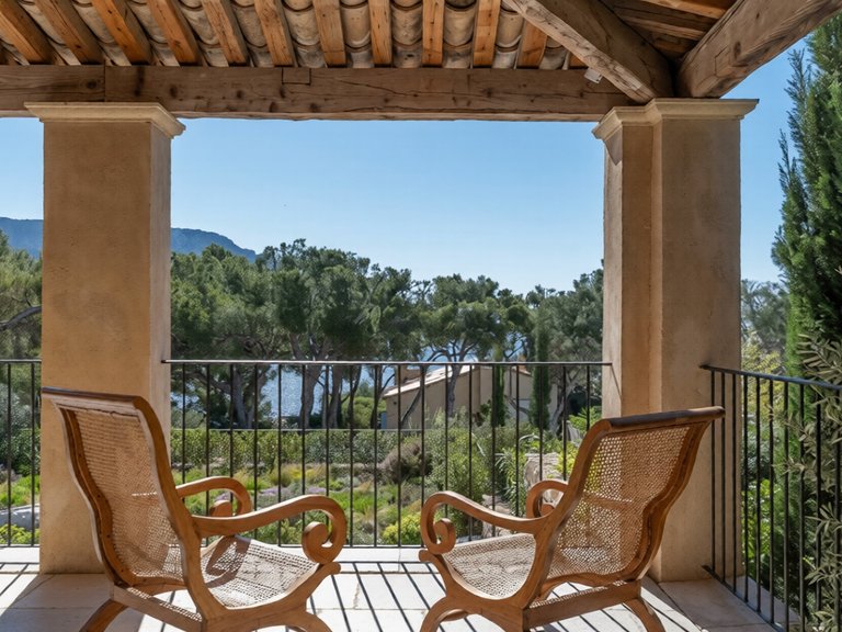 Villa for Sale in Cassis, Provence Coast (cassis To Cavalaire) 2