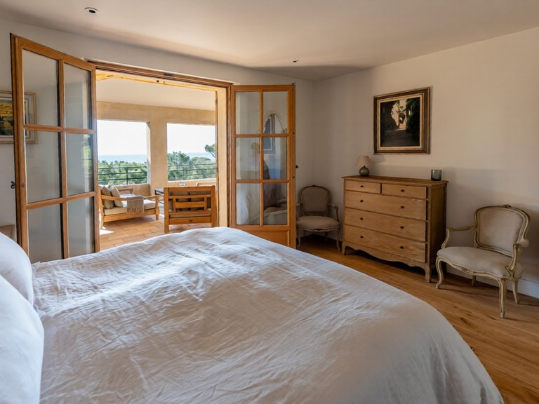 Villa for Sale in Cassis, Provence Coast (cassis To Cavalaire) 19