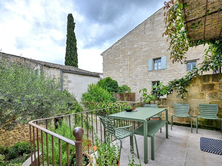 Villa for Sale in Uzes, Uzes Area 1