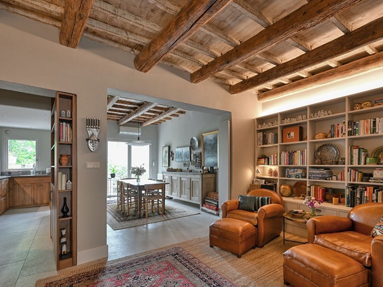 Villa for Sale in Uzes, Uzes Area 6