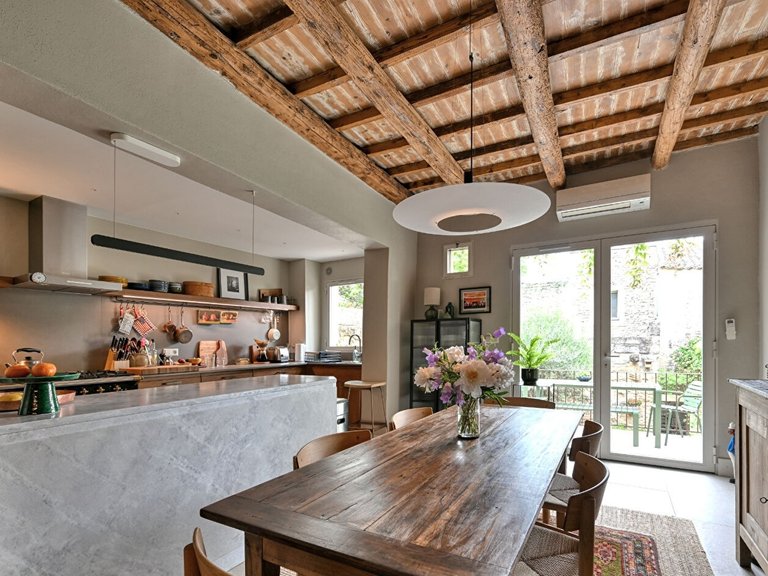 Villa for Sale in Uzes, Uzes Area 5