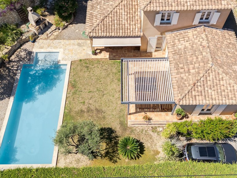 Villa for Sale in Cassis, Provence Coast (cassis To Cavalaire) 2