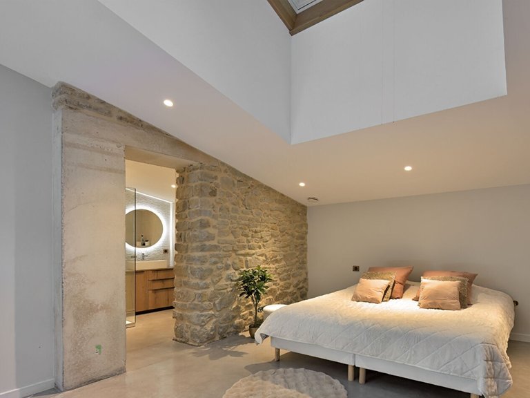 Villa for Sale in Uzes, Uzes Area 16
