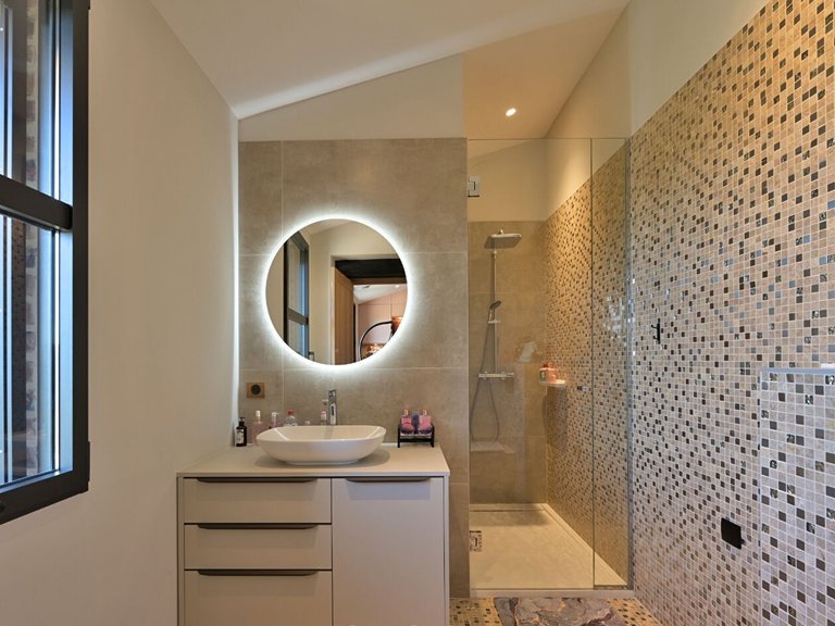 Villa for Sale in Uzes, Uzes Area 18