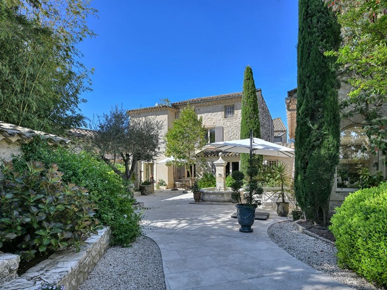 Villa for Sale in Uzes, Uzes Area 1