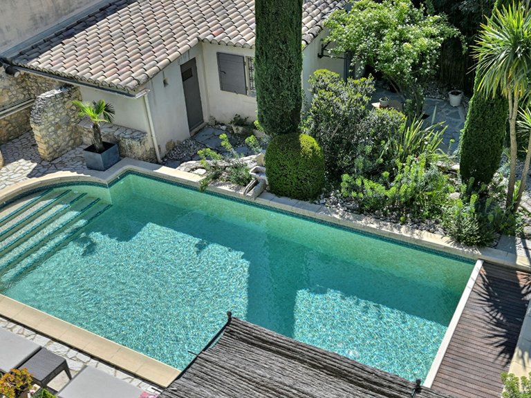 Villa for Sale in Uzes, Uzes Area 3