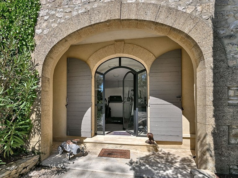 Villa for Sale in Uzes, Uzes Area 5