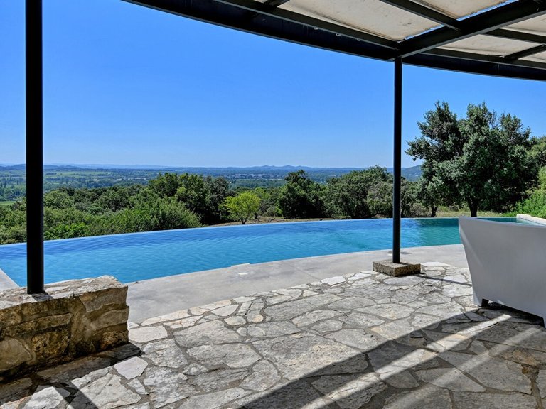 Villa for Sale in Uzes, Uzes Area 11