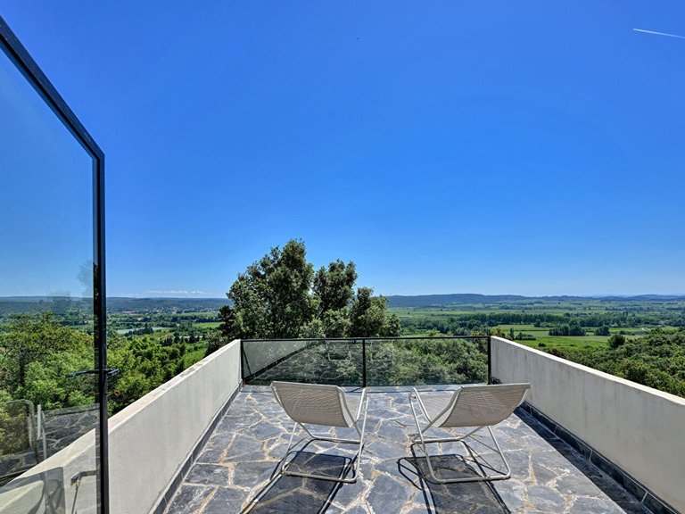 Villa for Sale in Uzes, Uzes Area 16