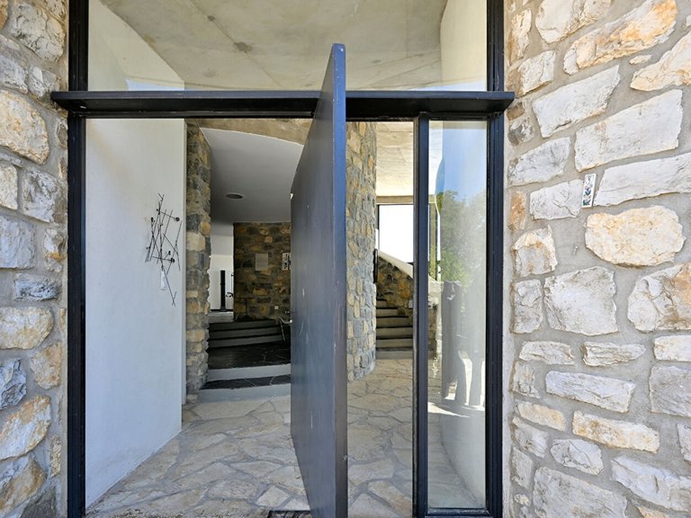 Villa for Sale in Uzes, Uzes Area 7