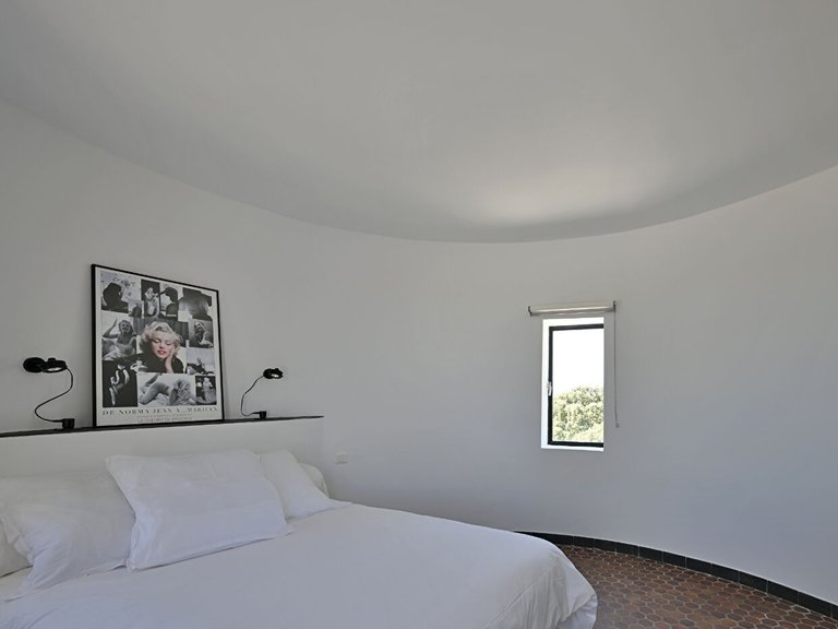 Villa for Sale in Uzes, Uzes Area 18