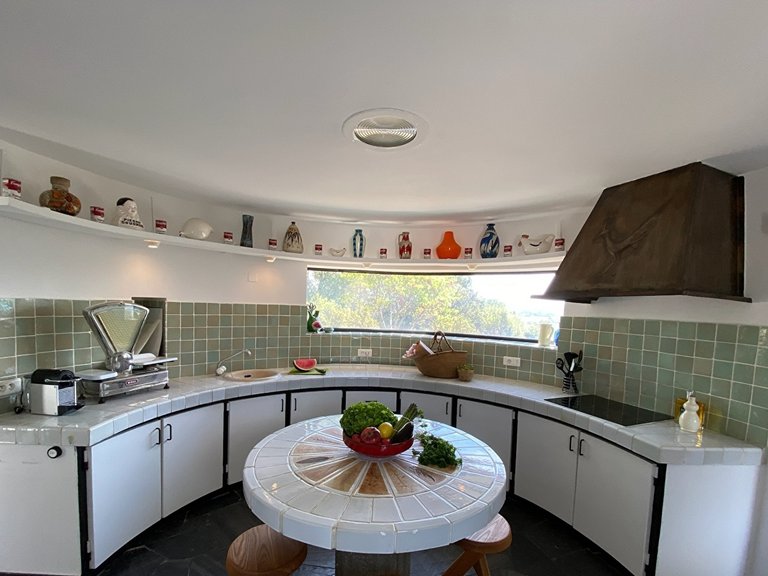 Villa for Sale in Uzes, Uzes Area 10