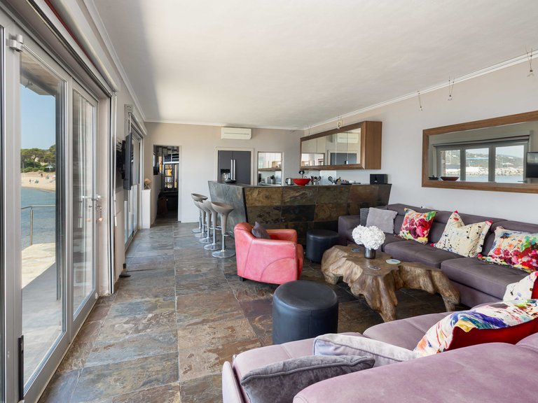 Villa for Sale in Les Issambres, St Raphaël, Ste Maxime Area 6