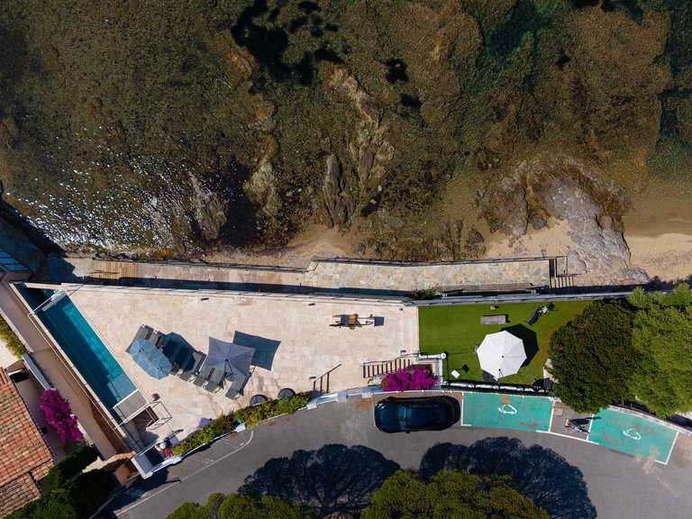 Villa for Sale in Les Issambres, St Raphaël, Ste Maxime Area 12