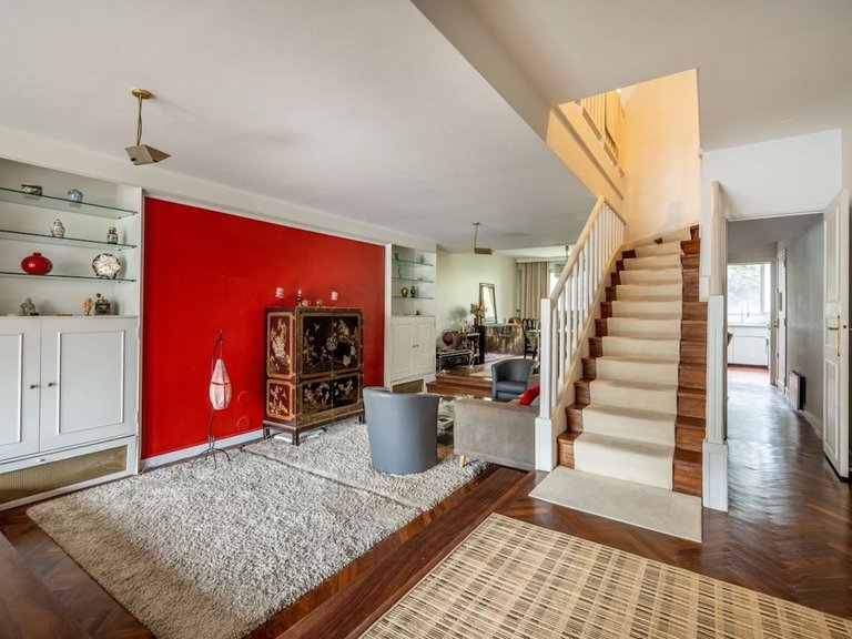 Apartment for Sale in 16th (trocadéro - Etoile - Passy), Golden Triangle - Trocadéro (8th - 16th) 3
