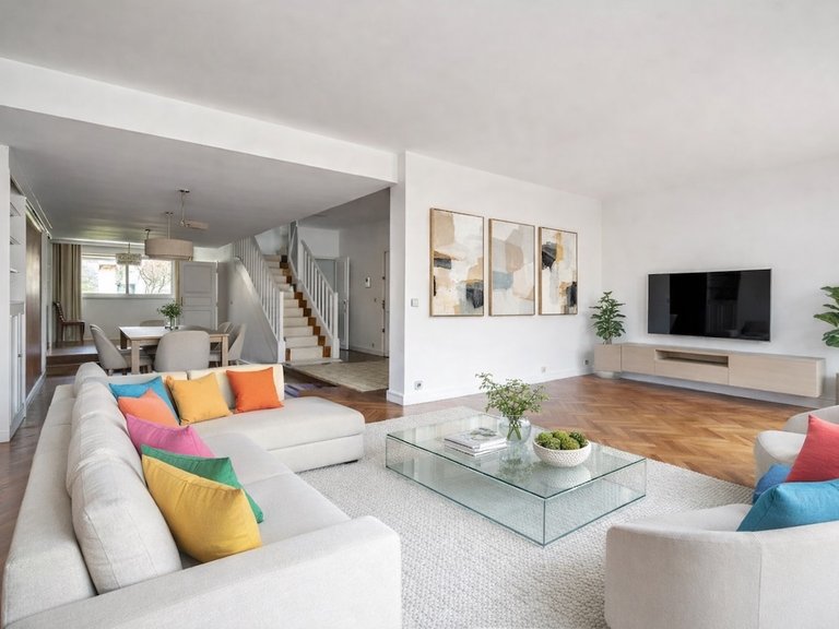 Apartment for Sale in 16th (trocadéro - Etoile - Passy), Golden Triangle - Trocadéro (8th - 16th) 14