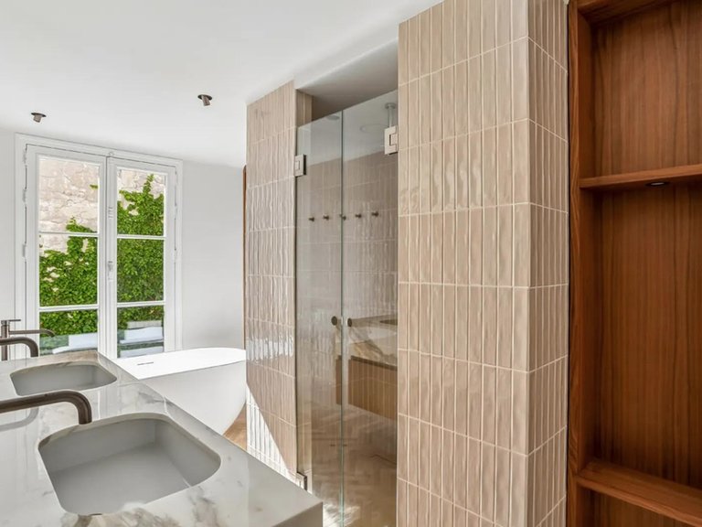 Apartment for Sale in 8th (golden Triangle - Parc Monceau), Golden Triangle - Trocadéro (8th - 16th) 8