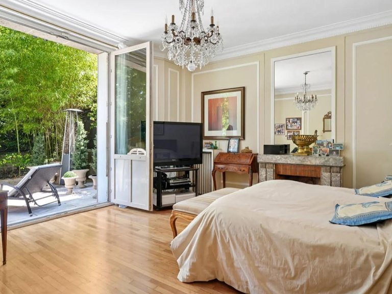 Apartment for Sale in Neuilly Sur Seine, Paris Suburbs 7