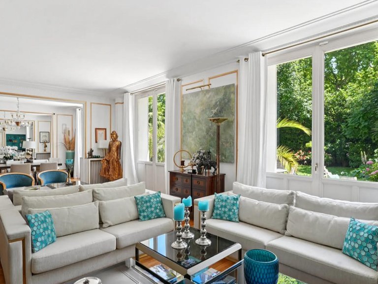 Apartment for Sale in Neuilly Sur Seine, Paris Suburbs 4