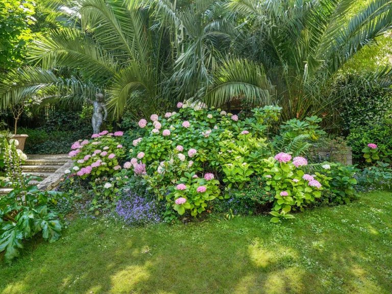 Apartment for Sale in Neuilly Sur Seine, Paris Suburbs 15