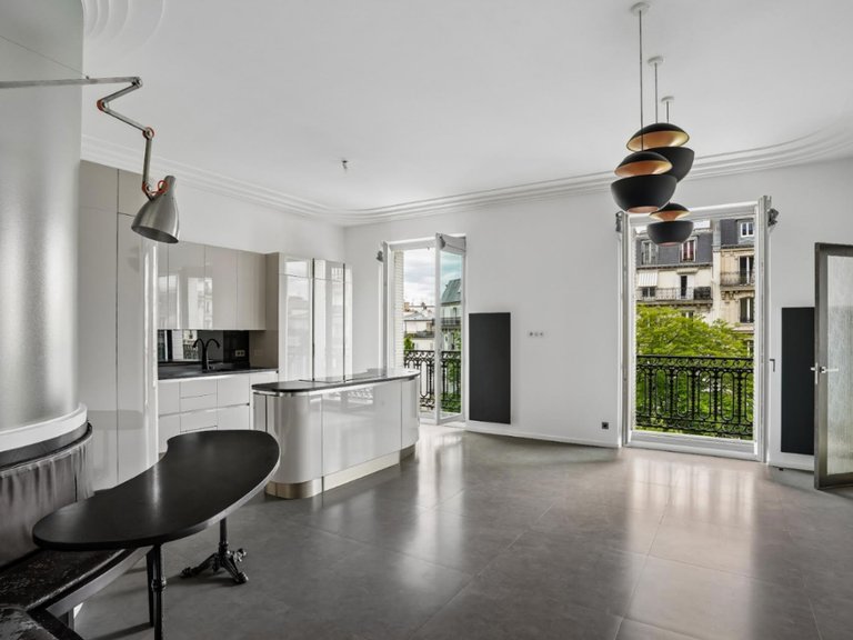 Apartment for Sale in 17th (monceau - Batignolles -ternes), Monceau - Montmartre (9th,17th, 18th) 6