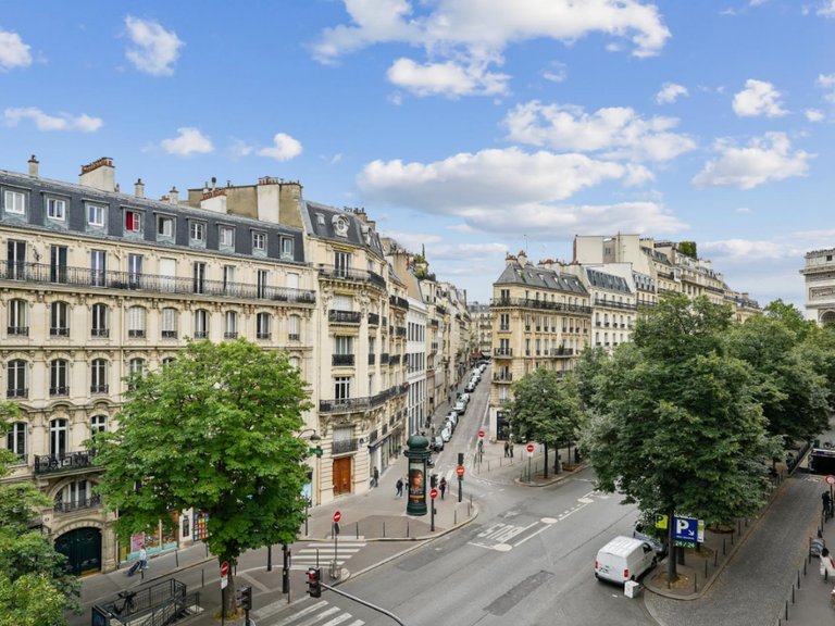 Apartment for Sale in 17th (monceau - Batignolles -ternes), Monceau - Montmartre (9th,17th, 18th) 12