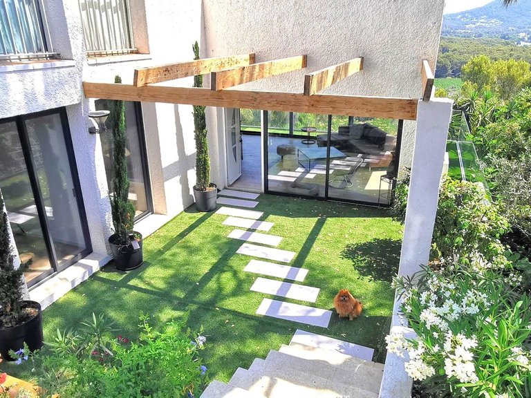 Villa for Sale in Cassis, Provence Coast (cassis To Cavalaire) 1