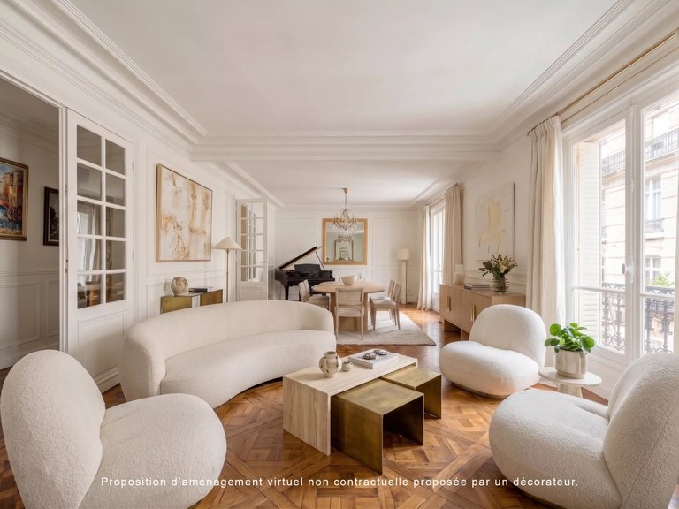 Apartment for Sale in 16th (trocadéro - Etoile - Passy), Golden Triangle - Trocadéro (8th - 16th) 1