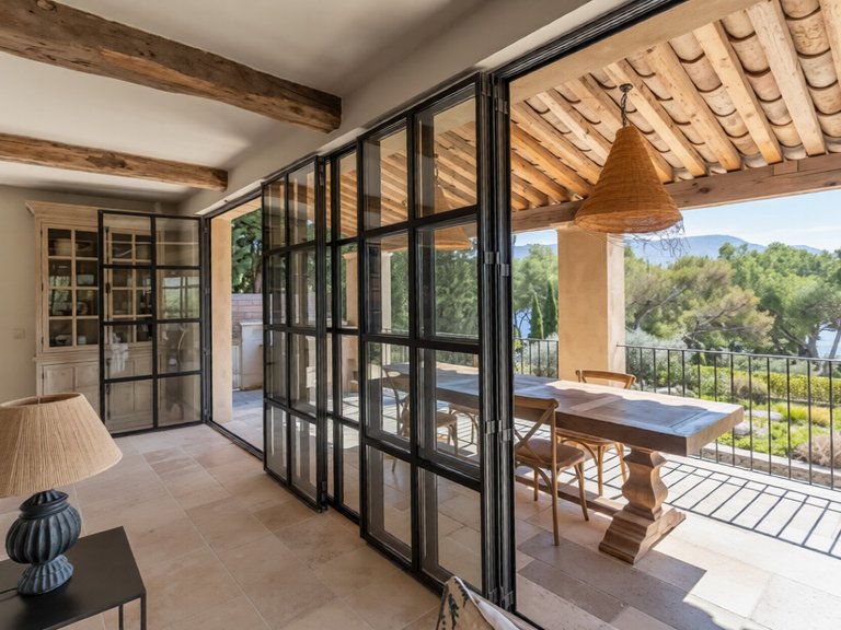 Villa for Sale in Cassis, Provence Coast (cassis To Cavalaire) 7