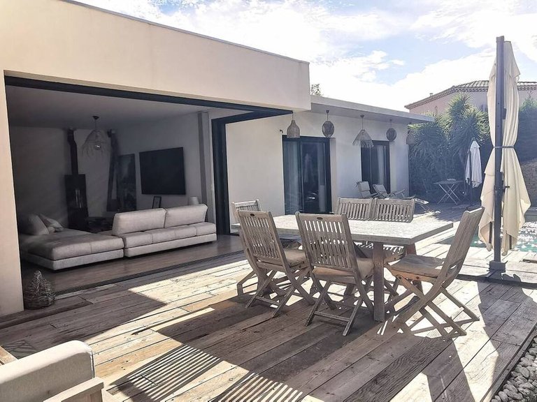 Villa for Sale in Cassis, Provence Coast (cassis To Cavalaire) 3