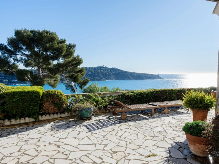 Villa for Sale in Nice - Mont Boron, Nice Area 16