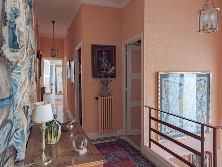 Villa for Sale in Nice - Mont Boron, Nice Area 8